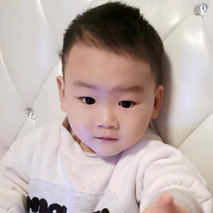 纯白