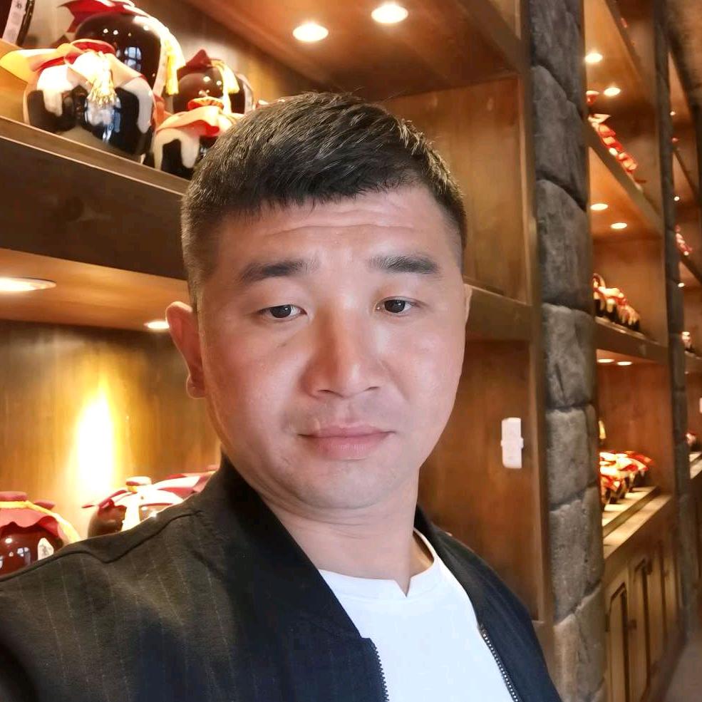 坤坤饿了