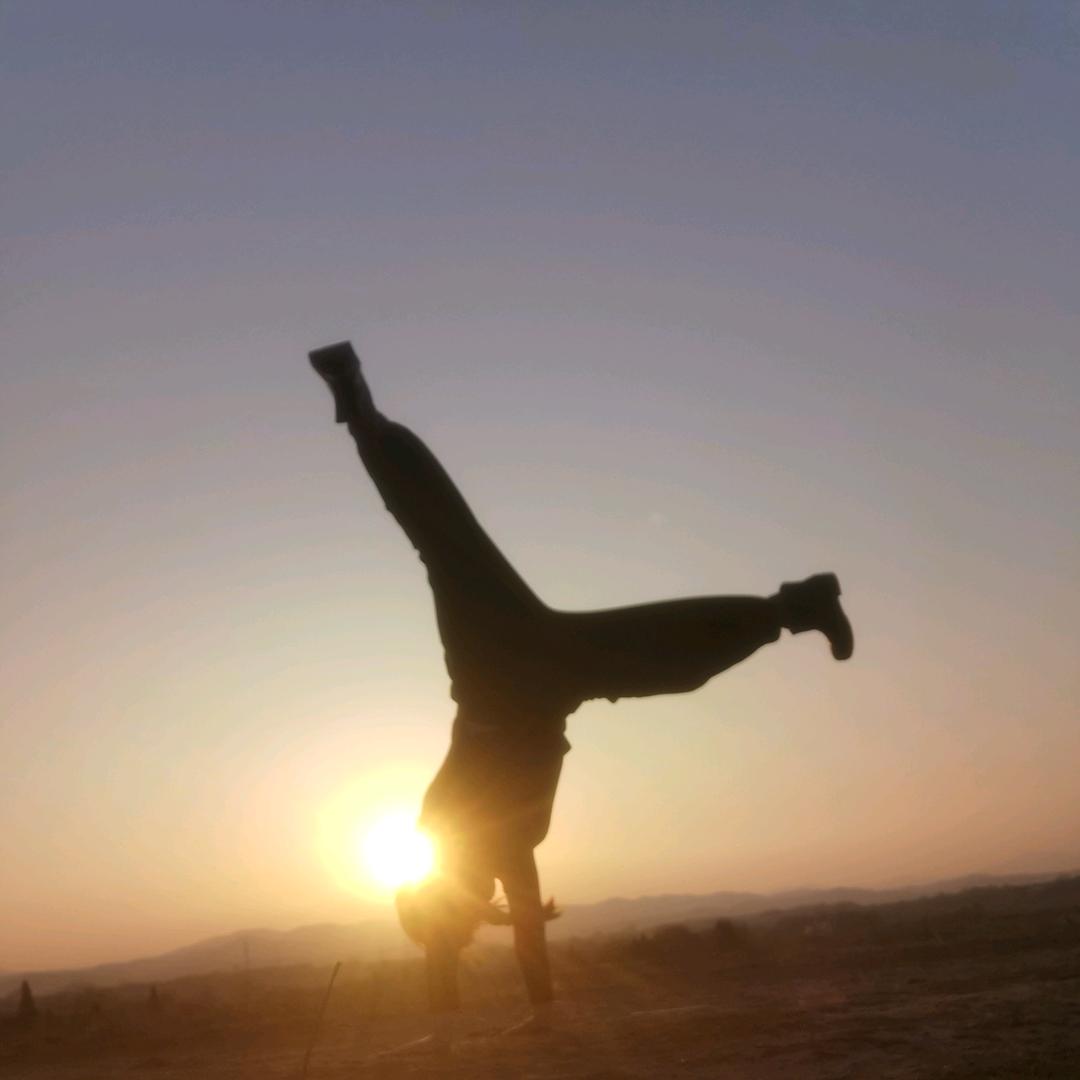 抽风中