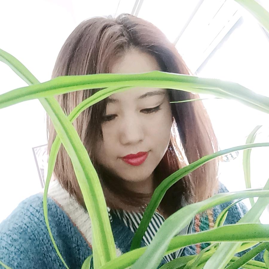 文家姑娘宝晨《橱窗有好物》