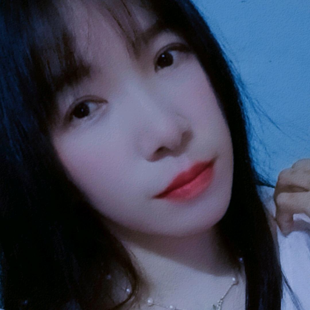 草莓味的吻🐰