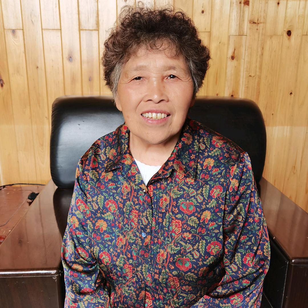 草根龙姐姐