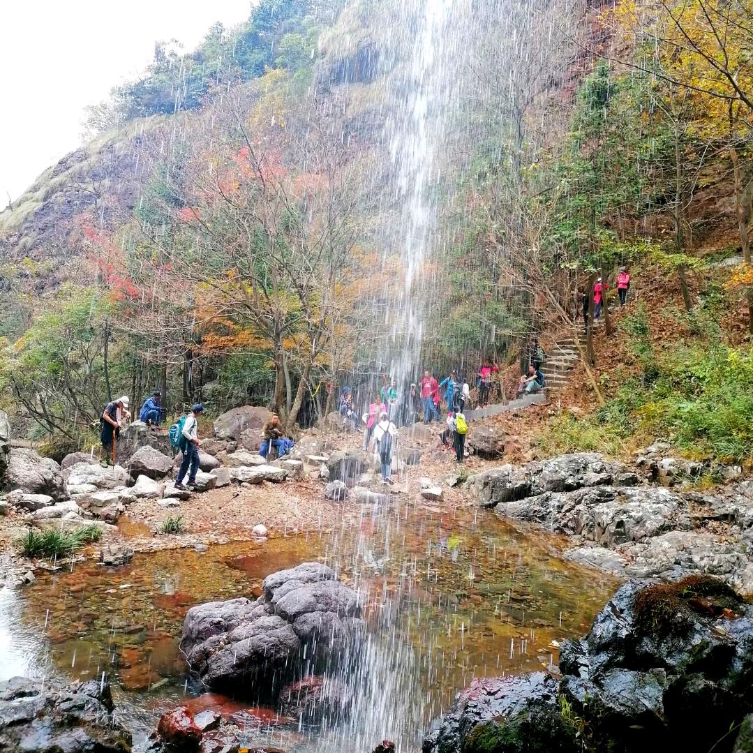驻岩