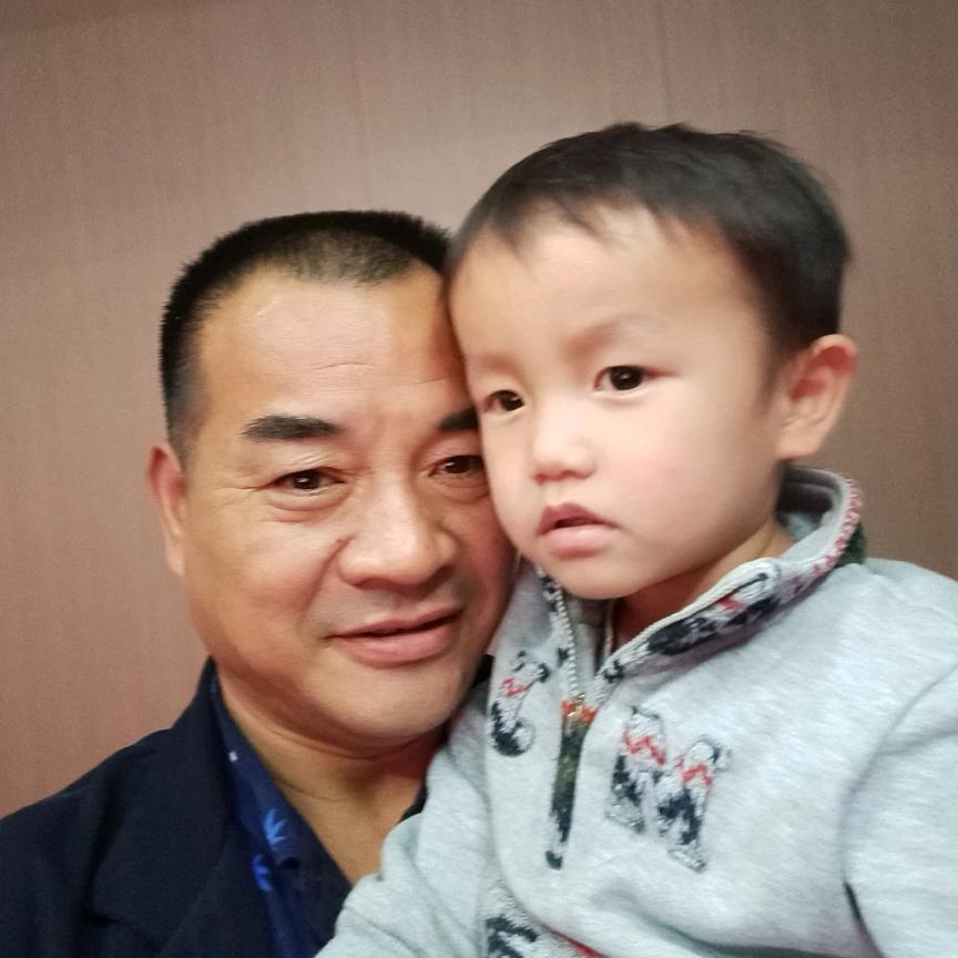 聚丙烯（加纤）颗粒