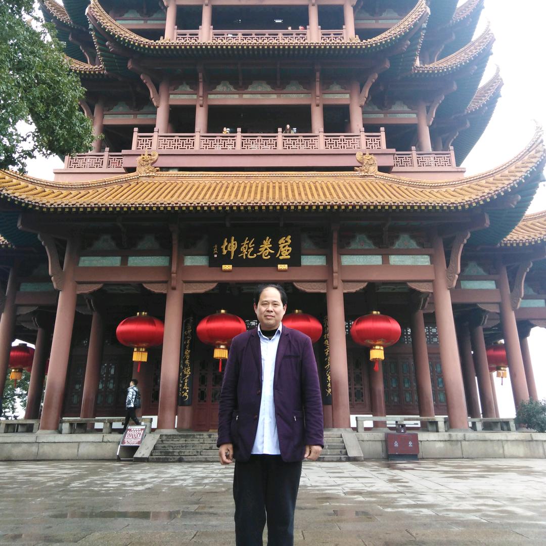 鲲鹏展翅