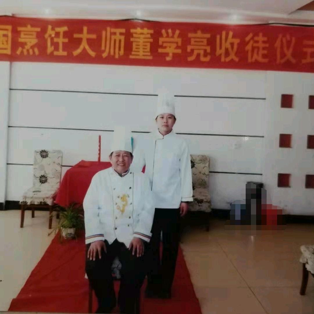 学亮酒店·铁锅蛋（河南长垣）