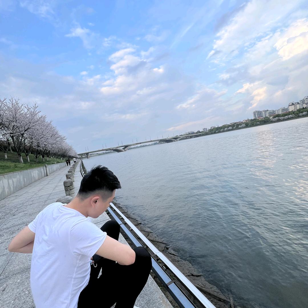 🌈朱万霖