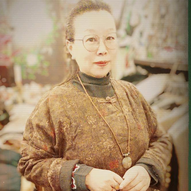 桃子小屋服装店