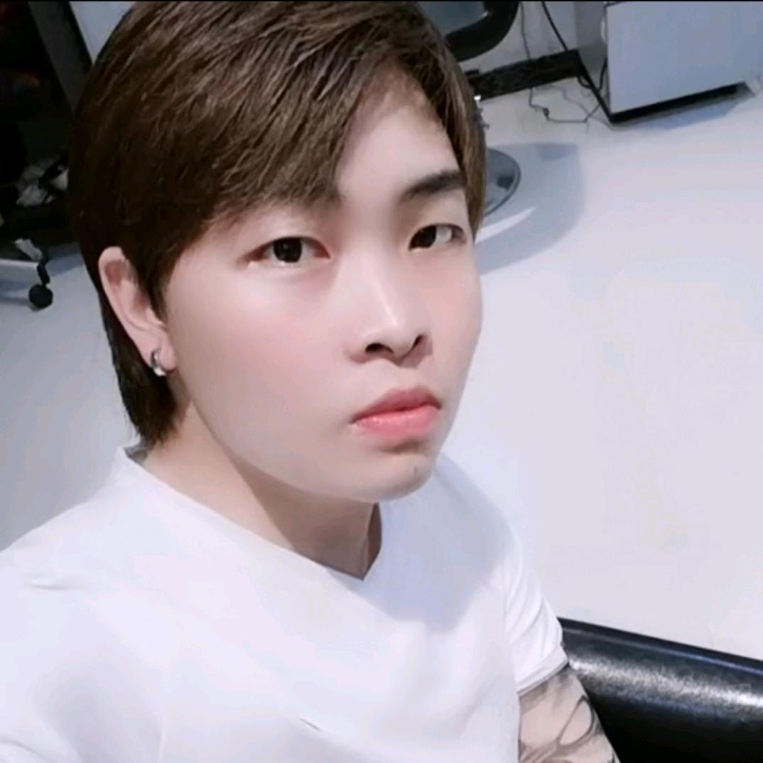 小华美发设计