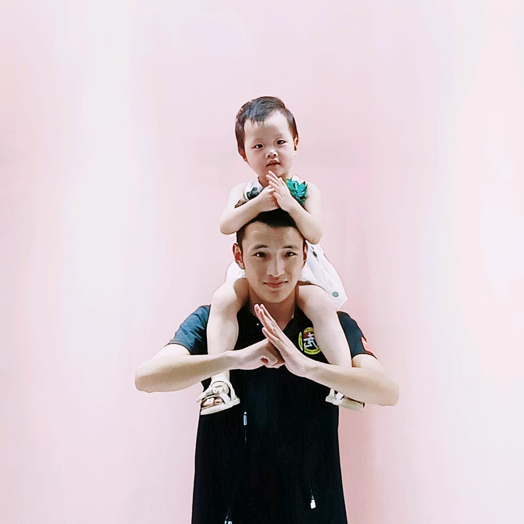 绵阳丶武术丶小谢