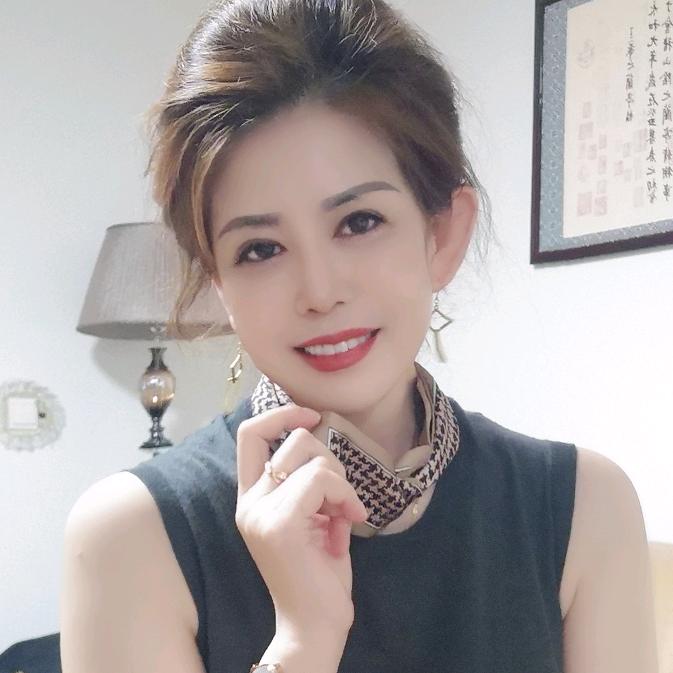 引领服装