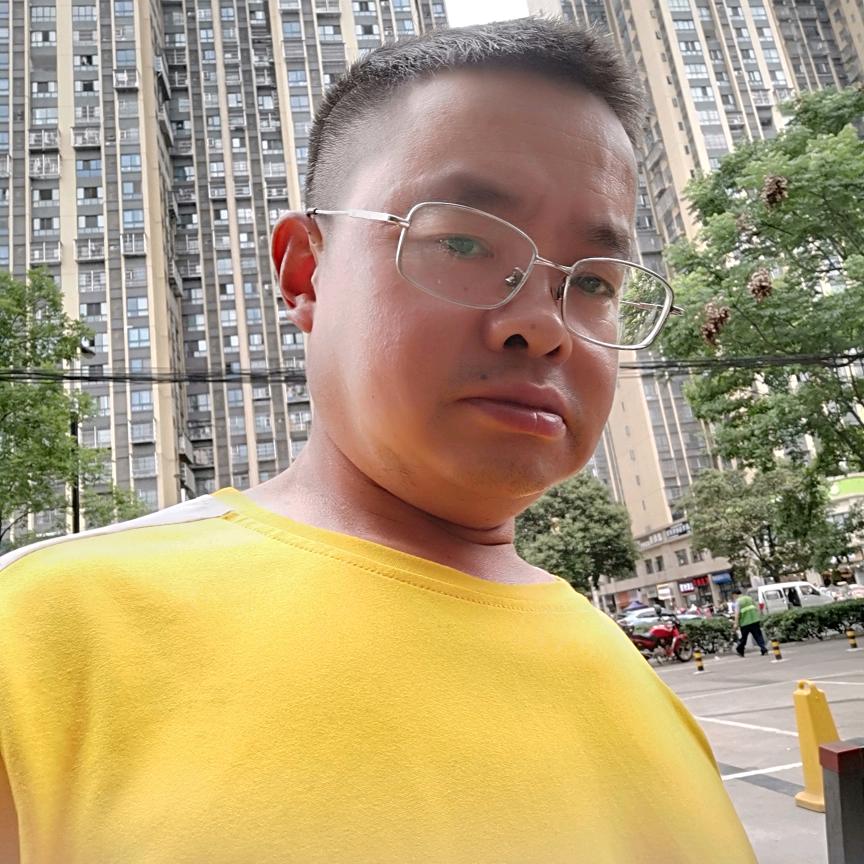 云南龙二哥（单身 涂料工）