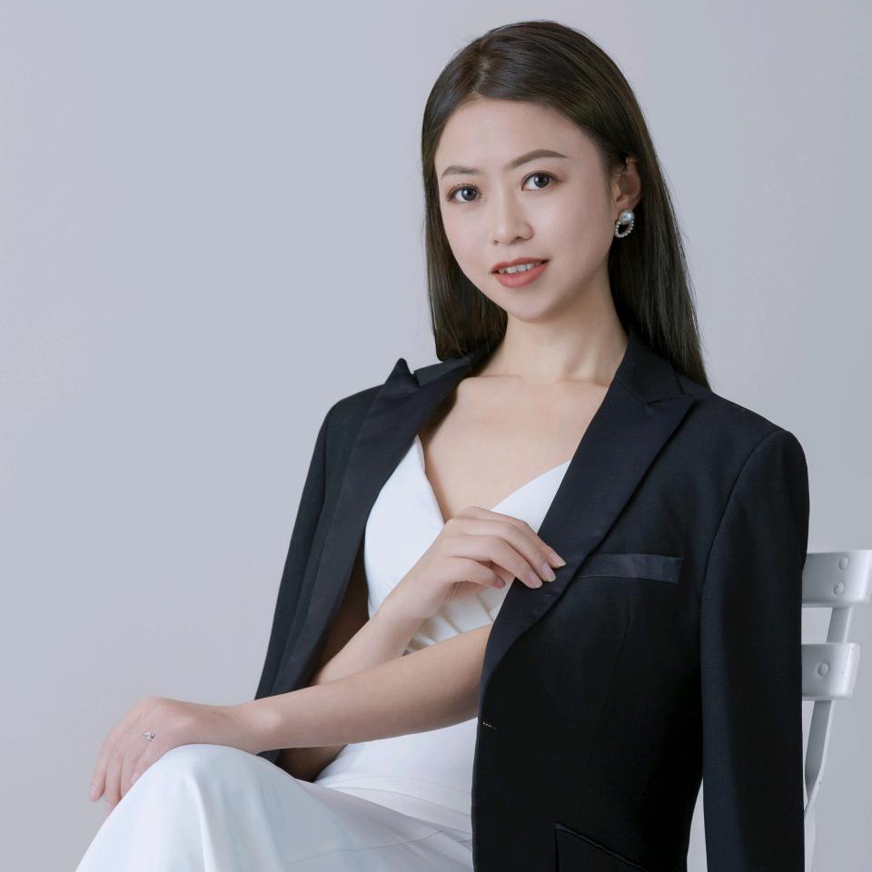 中恩特膳英子