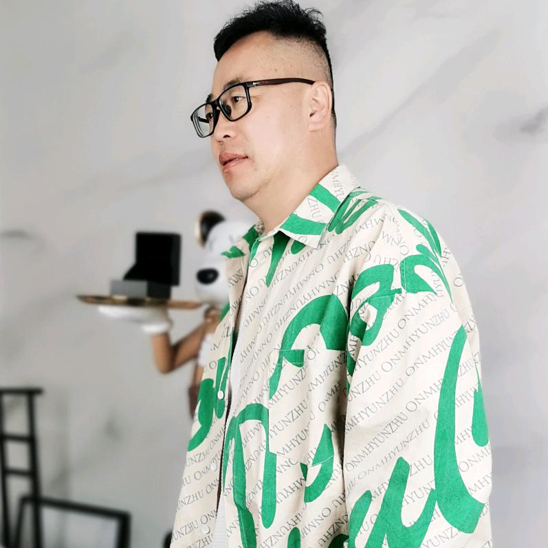 亮哥·PAGEFUSL帕格服饰