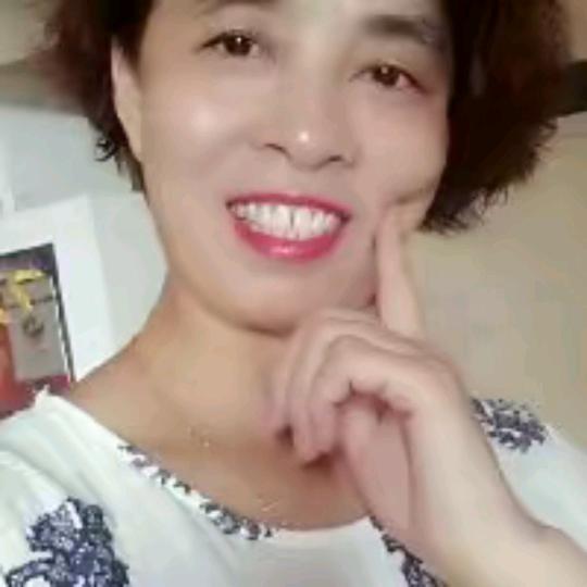时尚奶奶(每天下午2点半直播)
