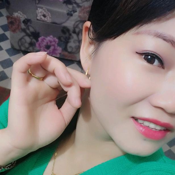 石宝艳儿