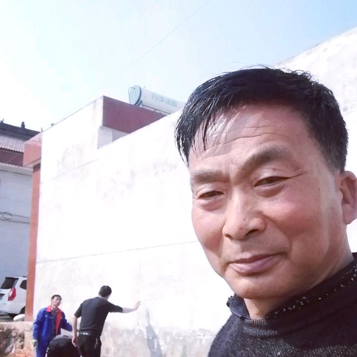 坚守