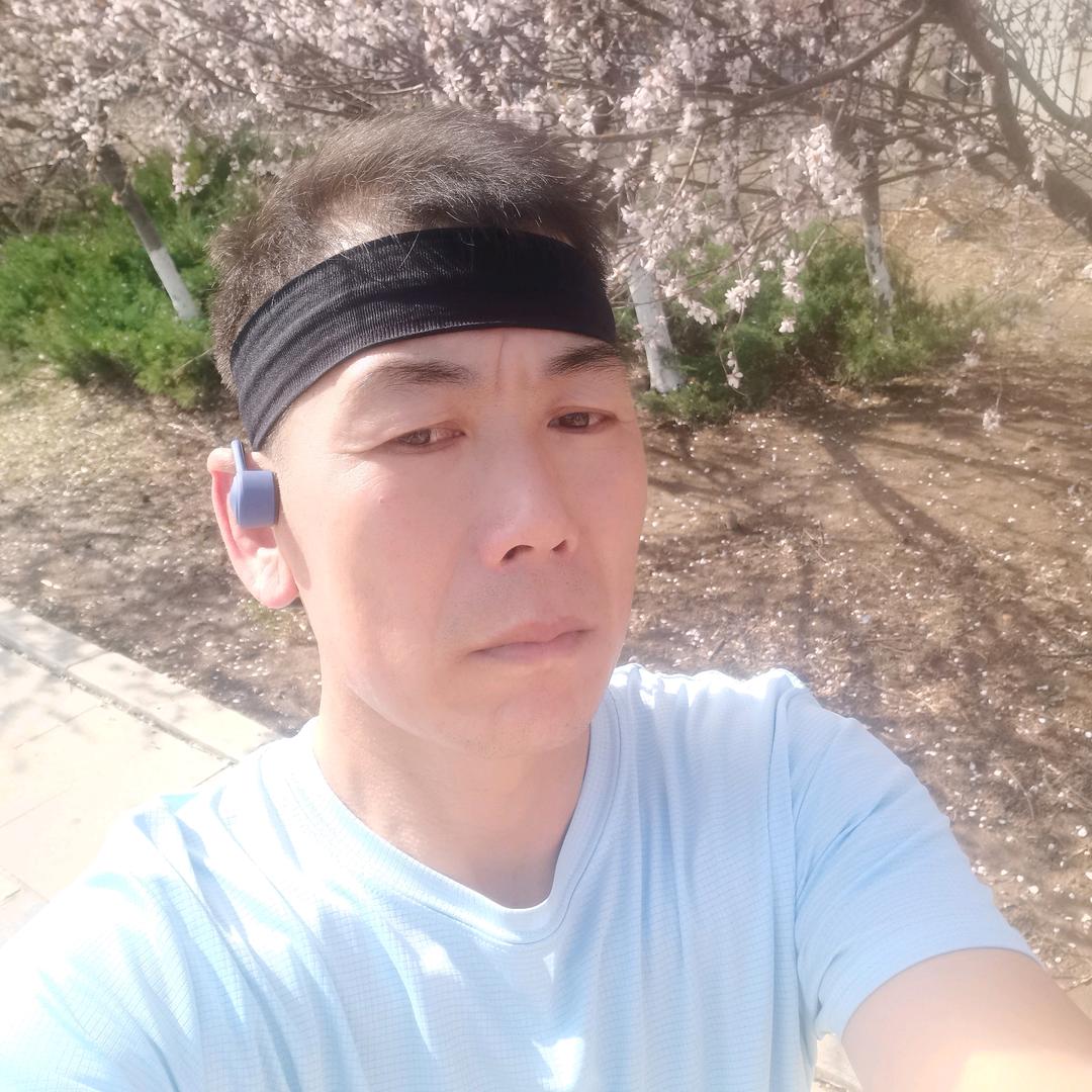 跑步刘老三，守友。