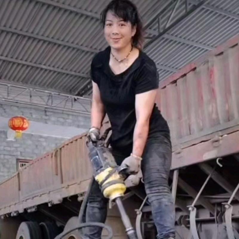 修车妹<不修车>