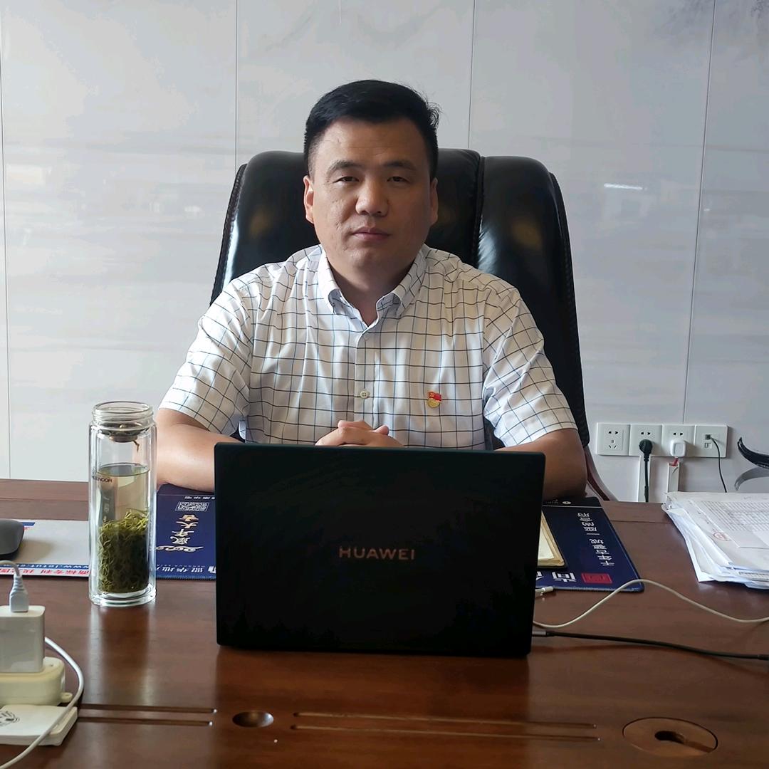 琴飞曼户外服饰