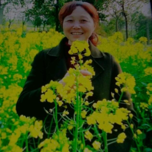 爱玩抖音的女人