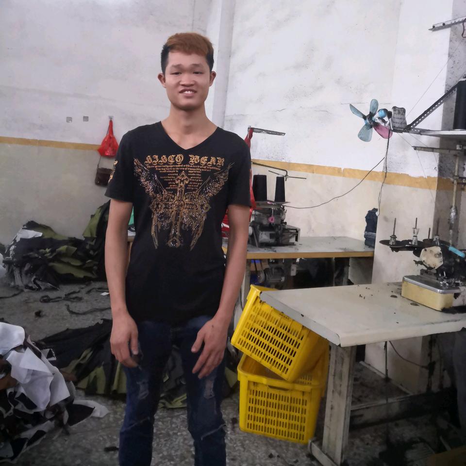 牛仔裤加工厂的老总