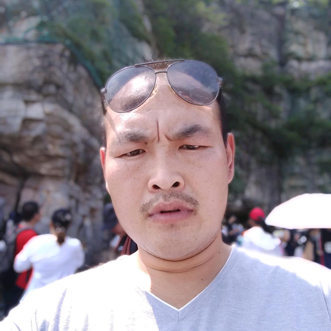 玉鹏瓦工瓷砖铺贴