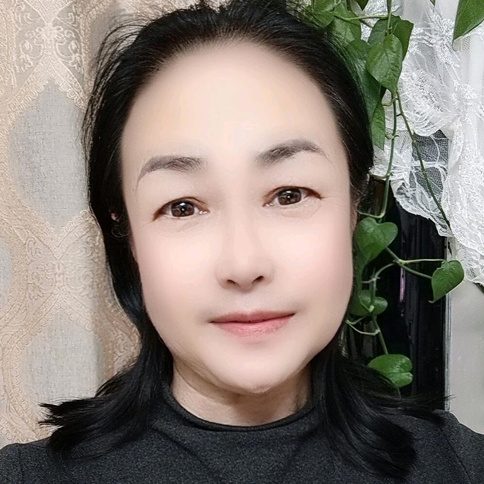 龙姐爱搞笑