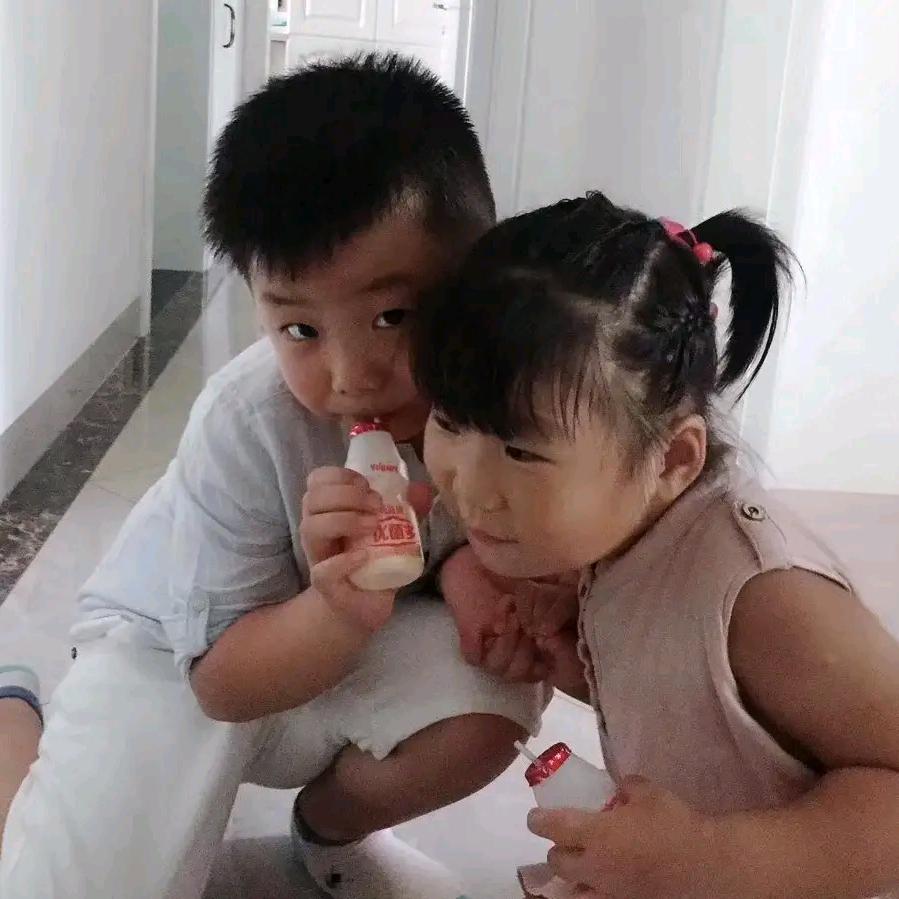 平安，我是69年的爱笑的傻女人，心情开朗