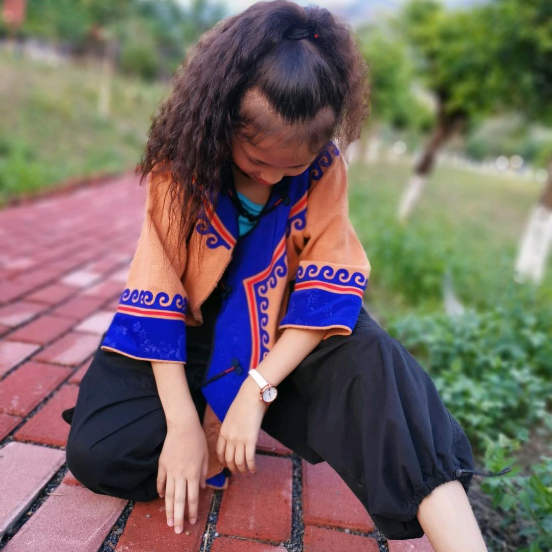 甘洛跳舞的苏安