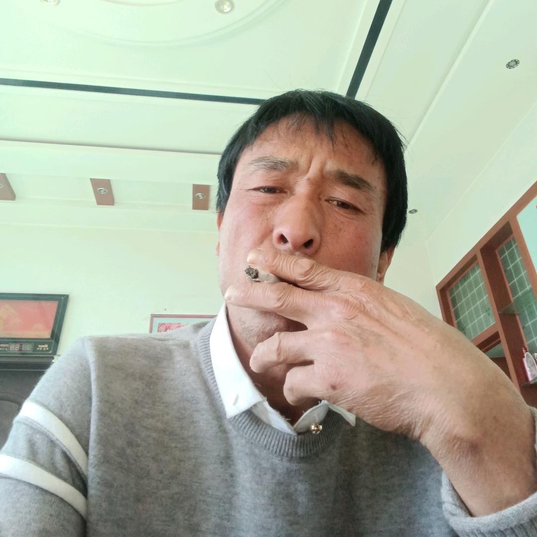 挥挥手！！！