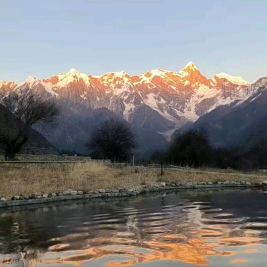 无限风光在险峰