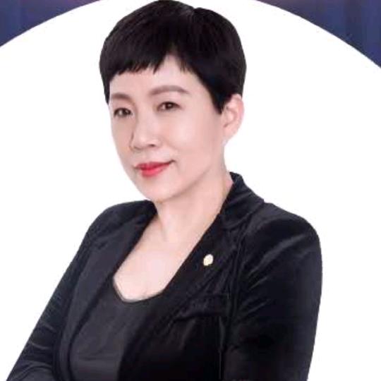 国宏姐   晚：8点:10分