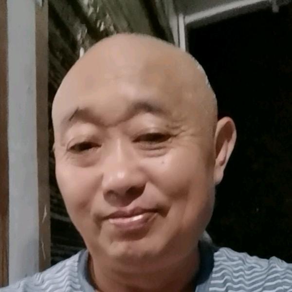 向昌国：