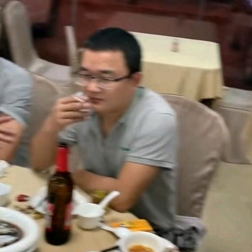 奔跑🏃🏻🏃🏻的勤勤⁴²·¹⁹⁵