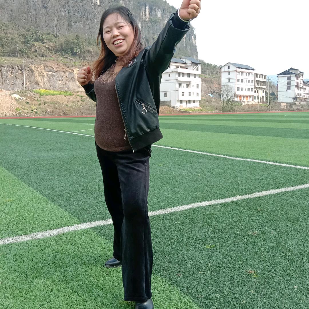 黄红英