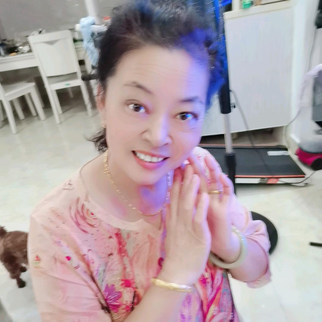 @云朵
