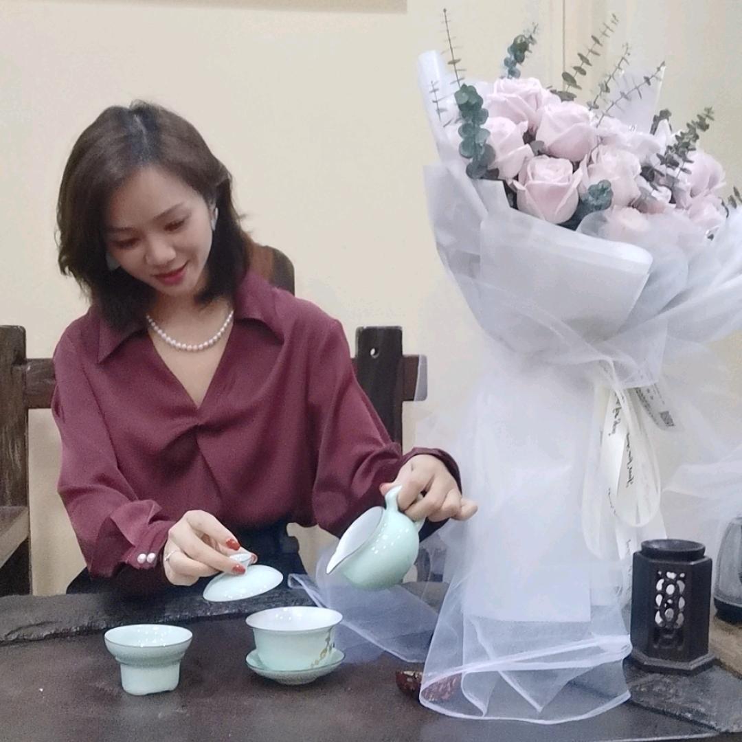 樂小姐的探店日记