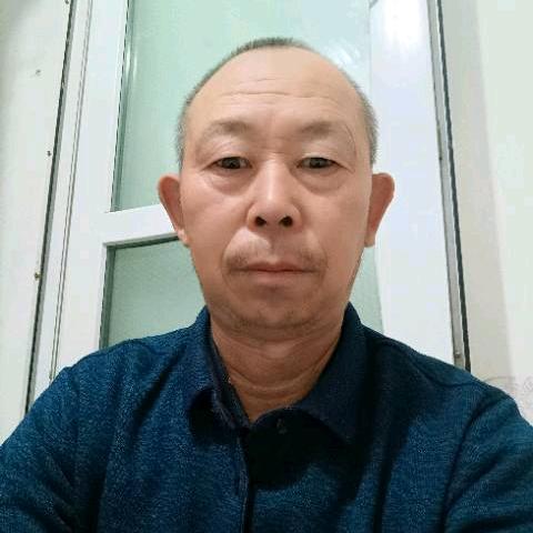手捧阳光，心向温暖✌