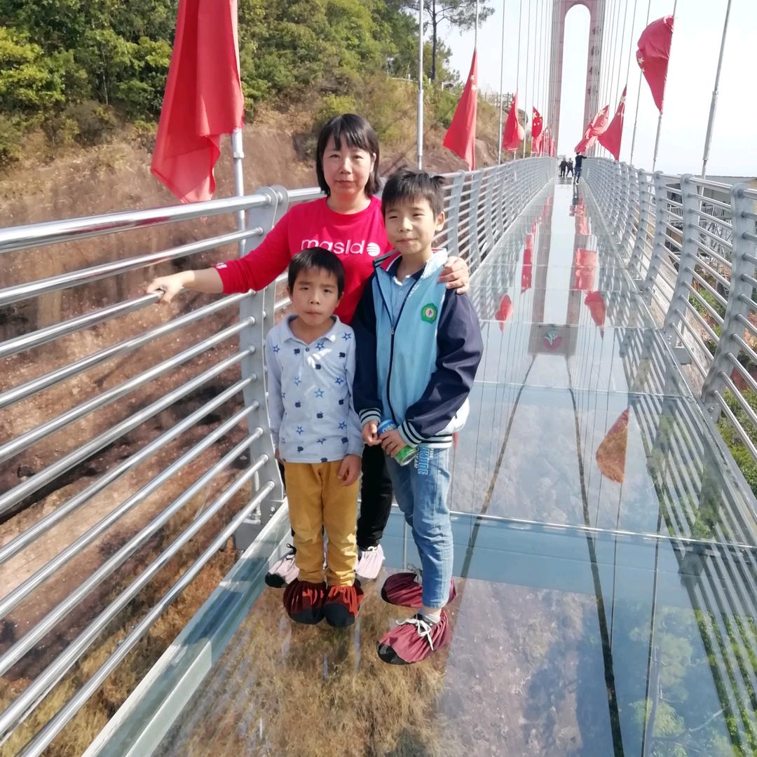 《藤县轻卡货运》小胡