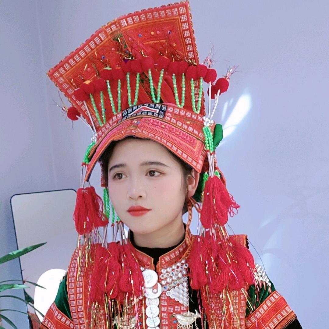 彝乡阿妹