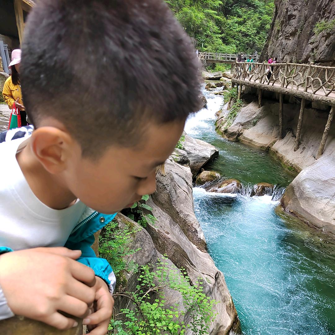 李铭宇
