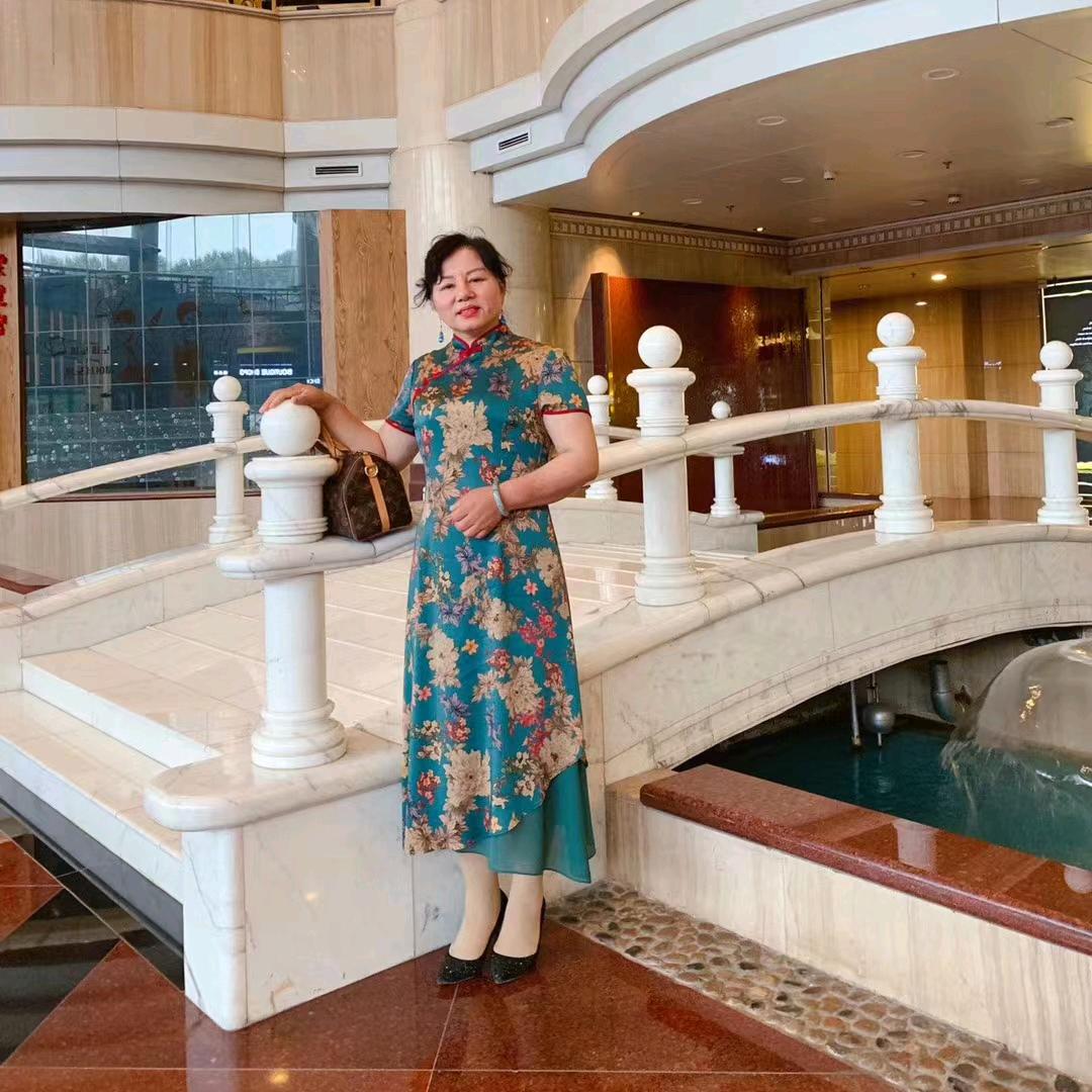 台球韩大姐春来花满园