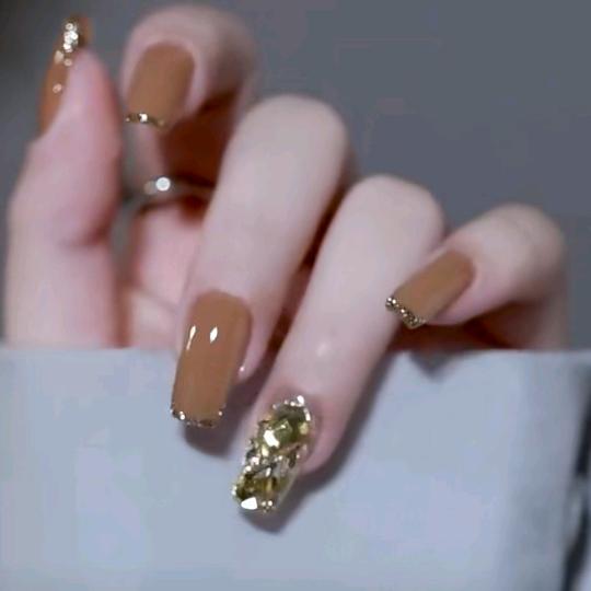 桦南县思妍丽舍美容院