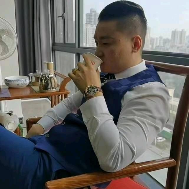 我是莫哥
