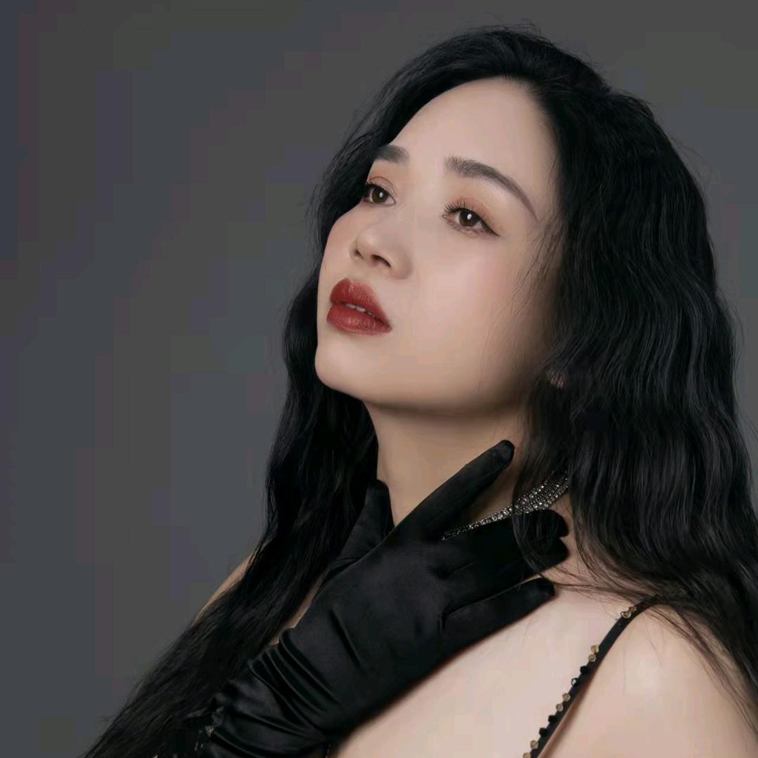 丽