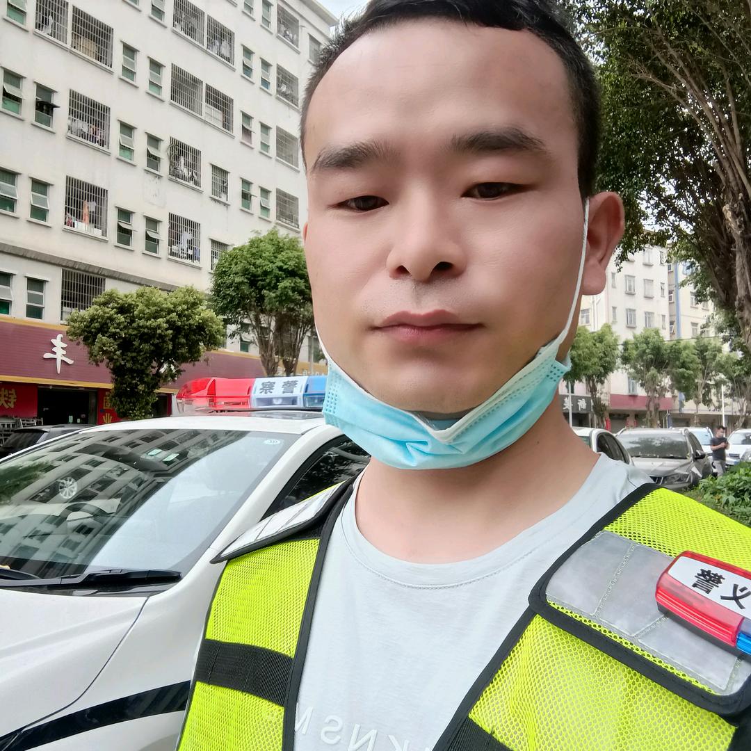 小杨👉同学
