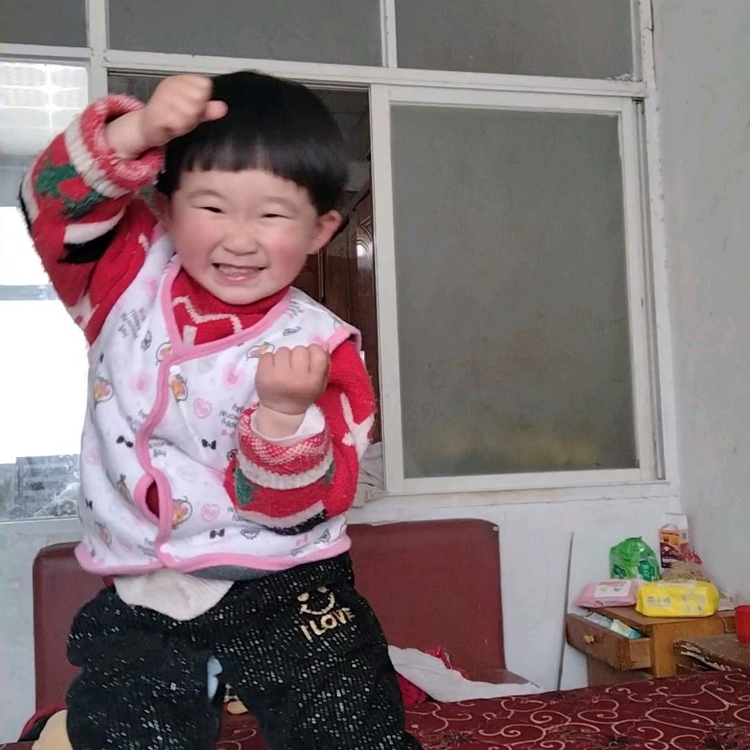 陈四连
