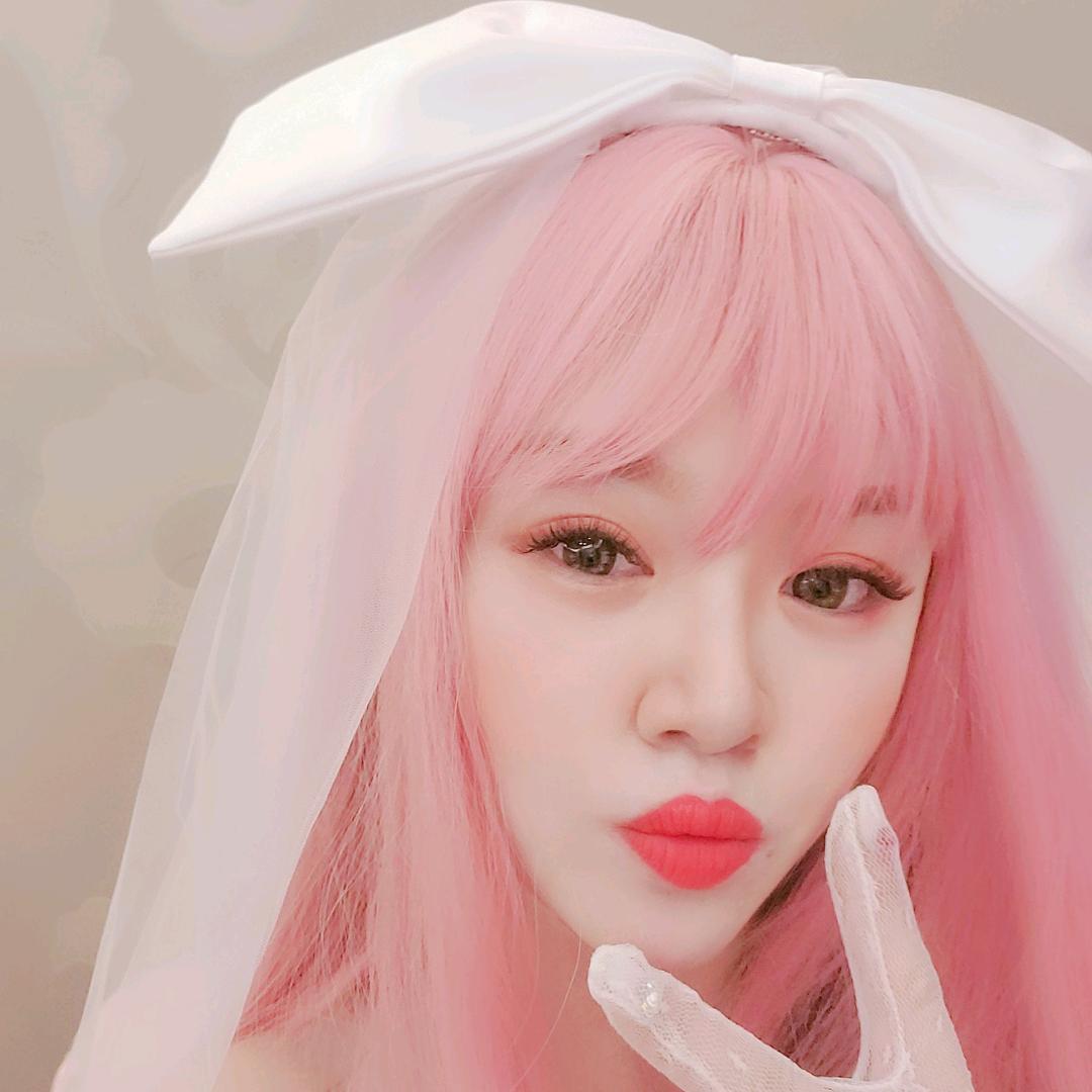 Monica莫妮卡在台灣