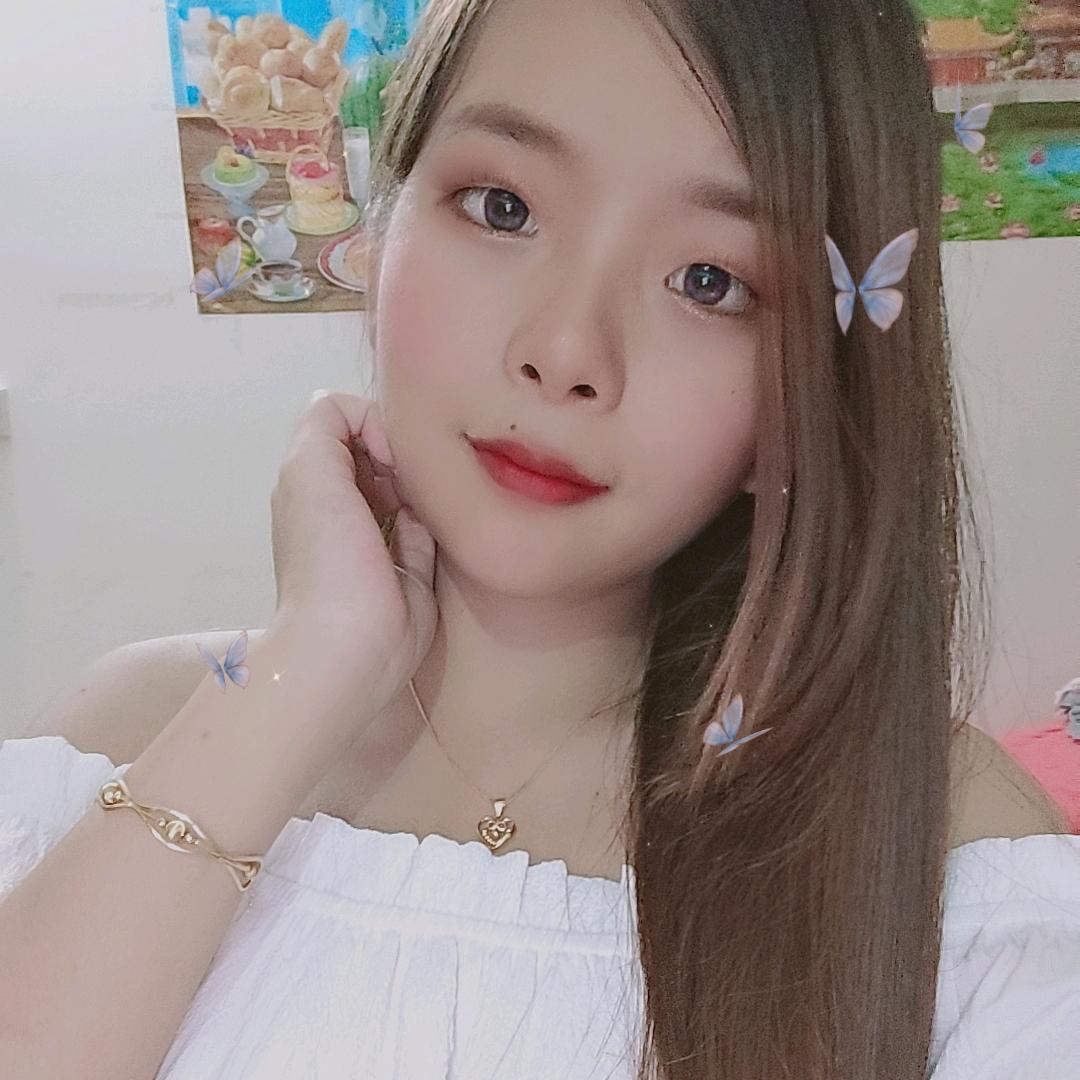 小月亮😘😘Σ>―(〃°ω°〃)♡
